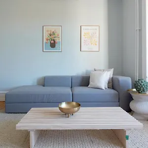 Apartment 4 Bedroom Apt Close To Cph Zoo & City Centre, Copenhagen