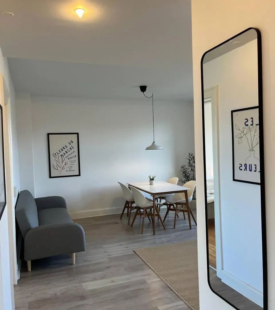 L - Gammel Jernbanevej 19 4 Apartment Copenhagen Denmark